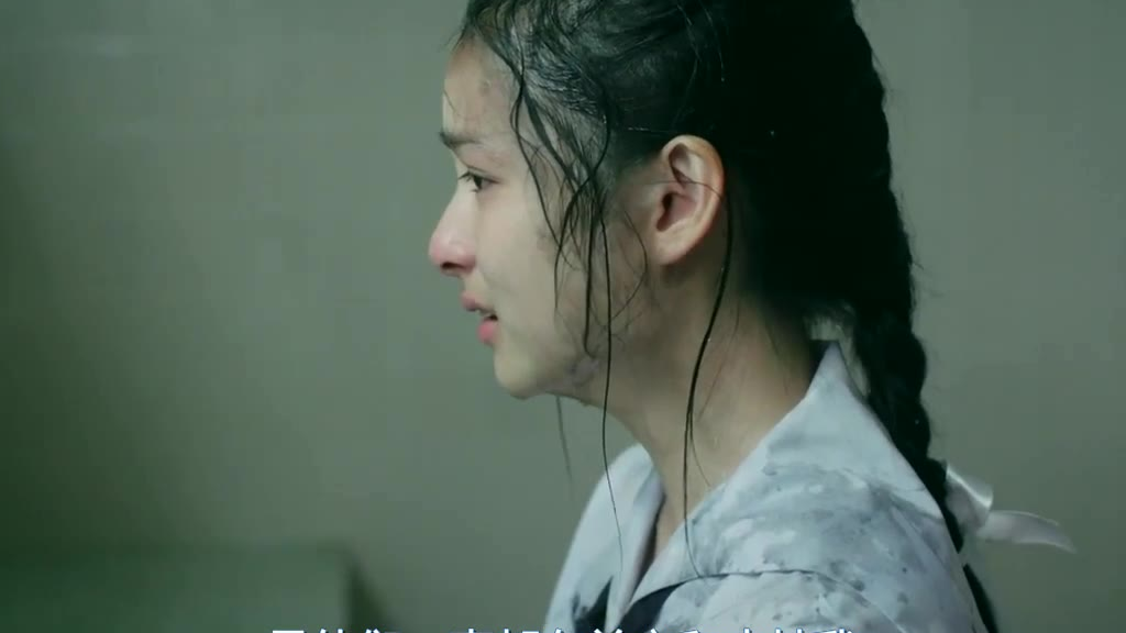 泰国创意脑洞广告:打不倒的小女孩